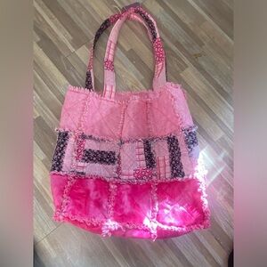 Handmade new vintage from the 90s pink quilted bag T12